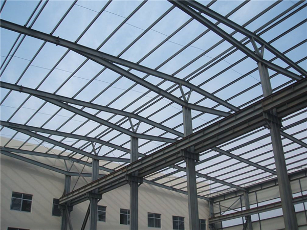 冬季鋼結構制作的注意事項